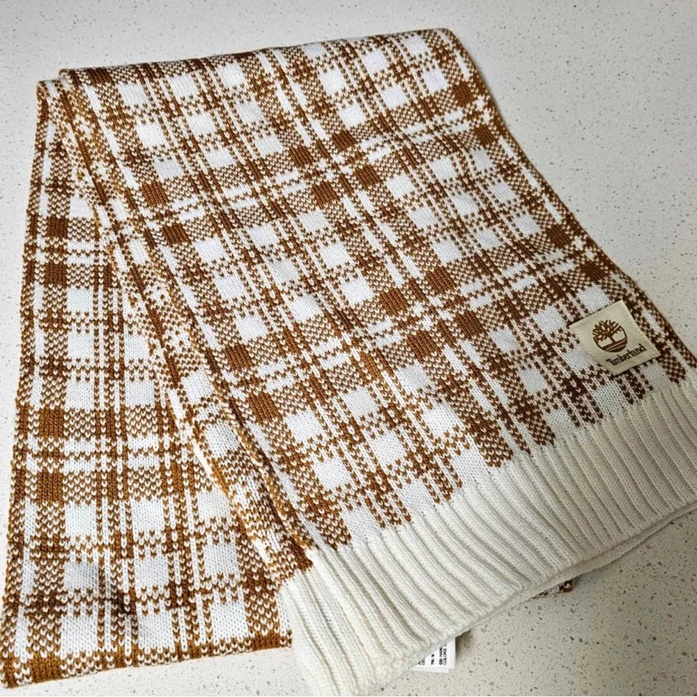 Timberland Women’s Tan & White Plaid Scarf NWT